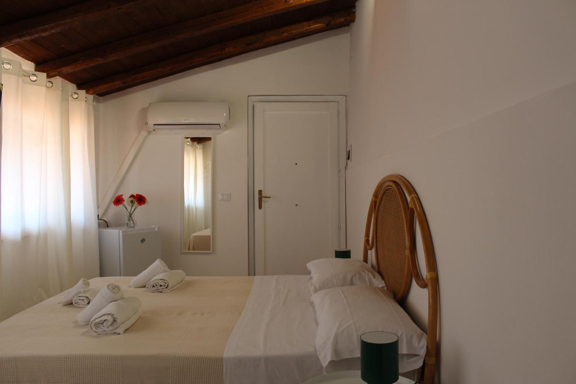 Terrasini 2000 Home Holidays Exteriér fotografie
